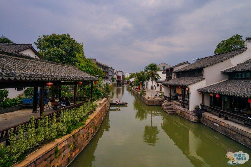 粉丝情绪爆发,贾玲新片《热辣滚烫》因抄袭以及过度宣传惹争议再遭抵制